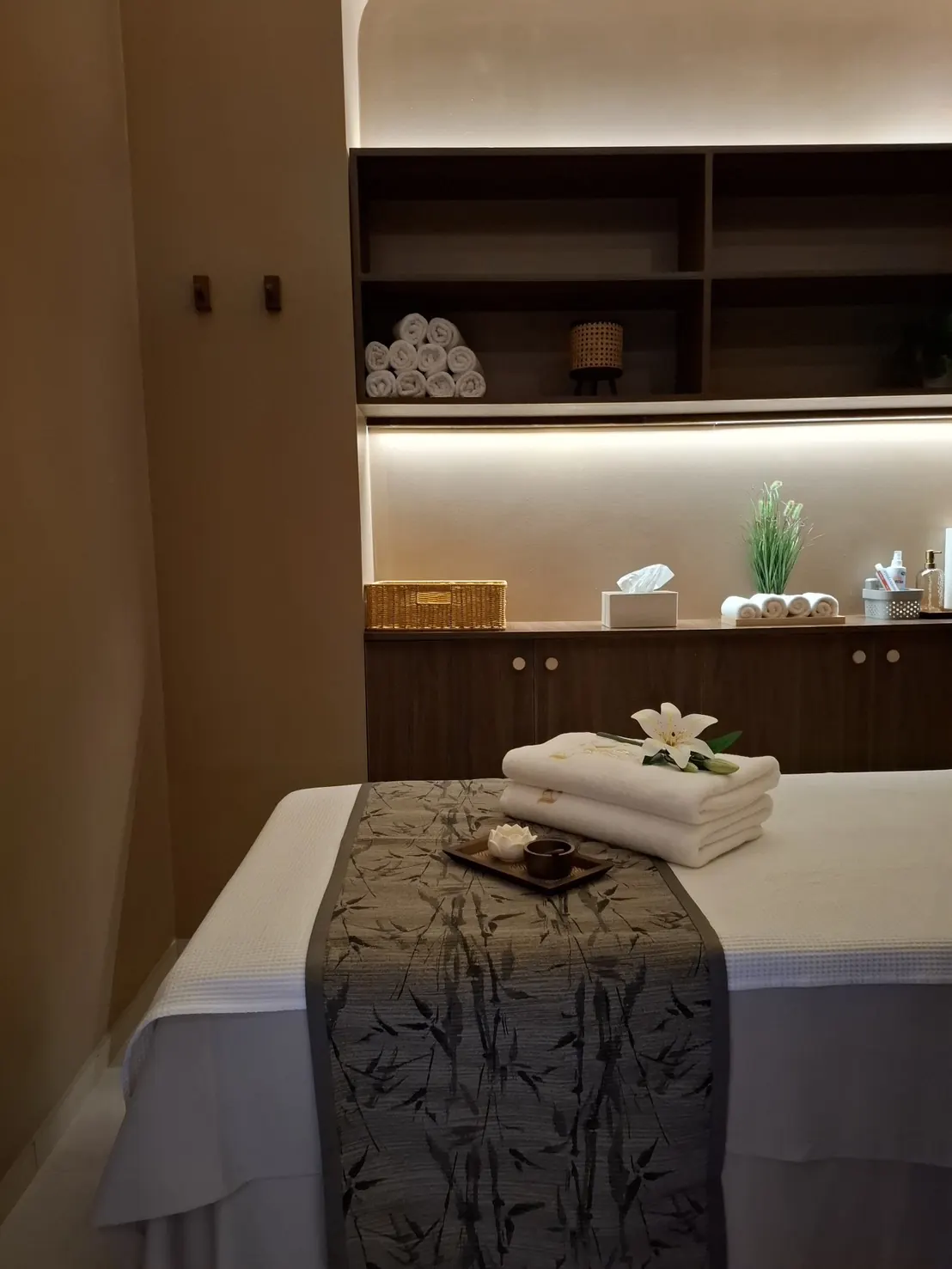 Behandlungsraum im Aiyara Studio Ossietzkystraße